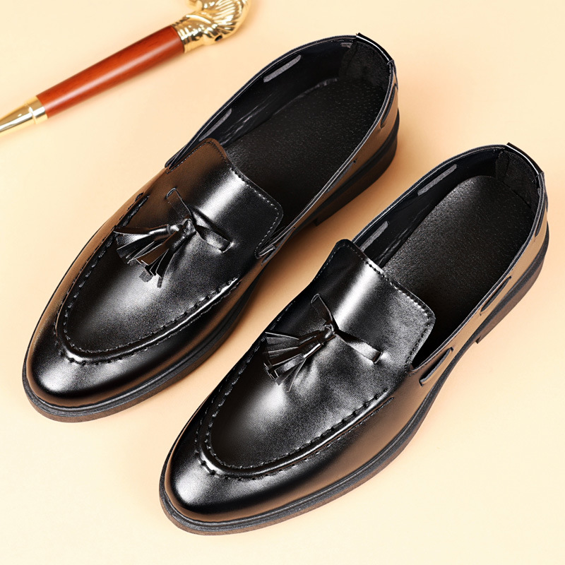 Large-sized Comfortable Men's  - đánh giá và giá Sneaker Career